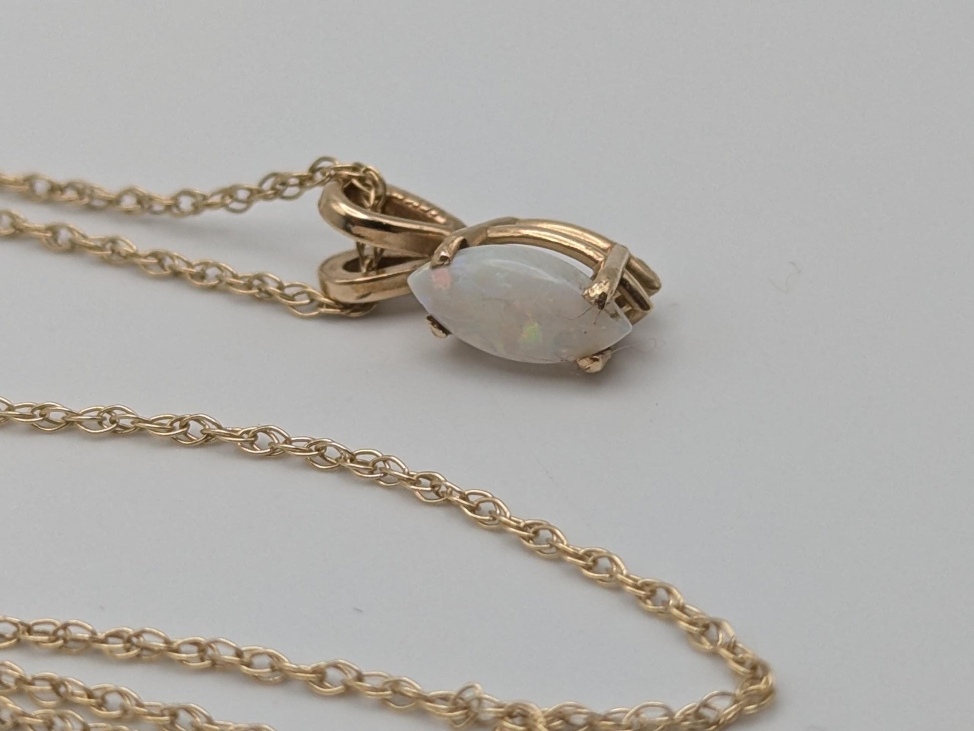 14k Yellow Gold Dainty Opal Necklace Chain with Pendant