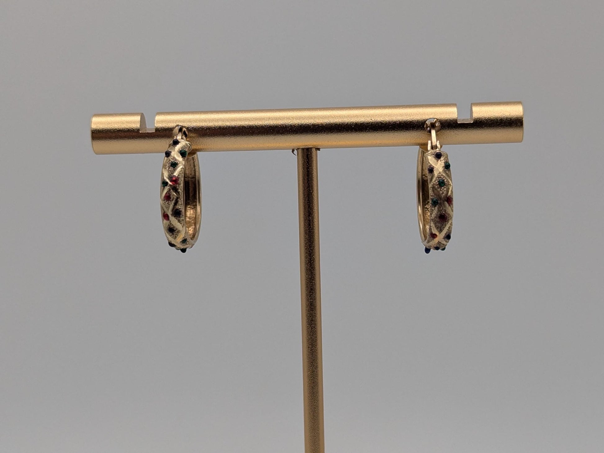 14k Vintage Yellow Gold Quilted Textured Multi-Gem Hoop Earrings Gold Hoops Hinged