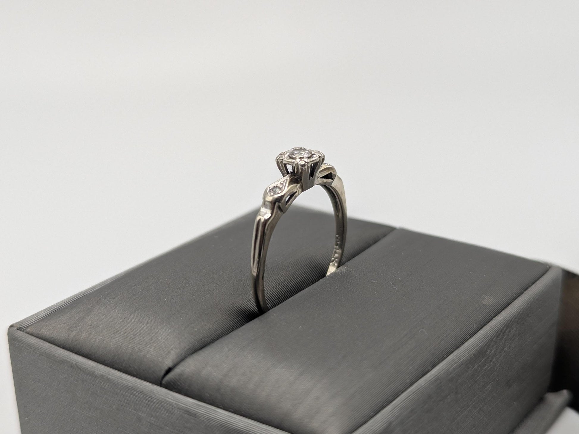 Art Deco 14k White Gold Cathedral Diamond Engagement Wedding Ring