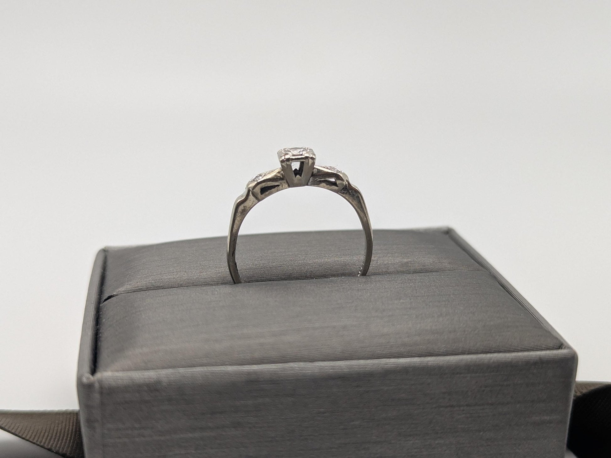 Art Deco 14k White Gold Cathedral Diamond Engagement Wedding Ring