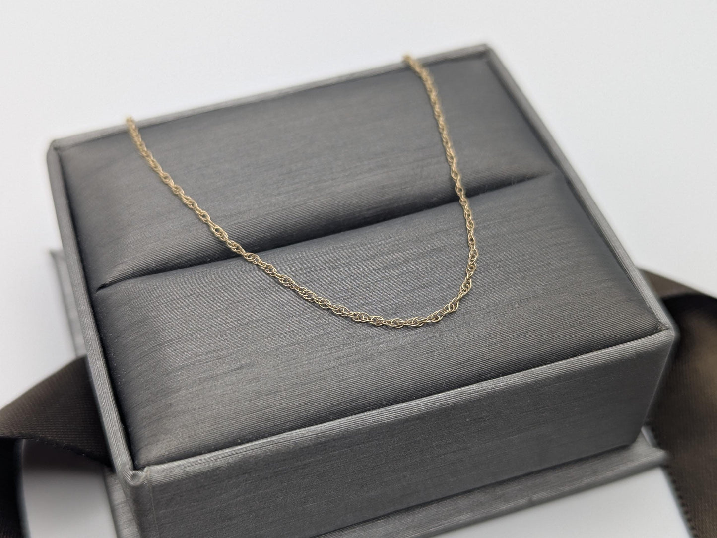 14k Yellow Gold Chain Link Necklace. Dainty Layering Gold Chain.