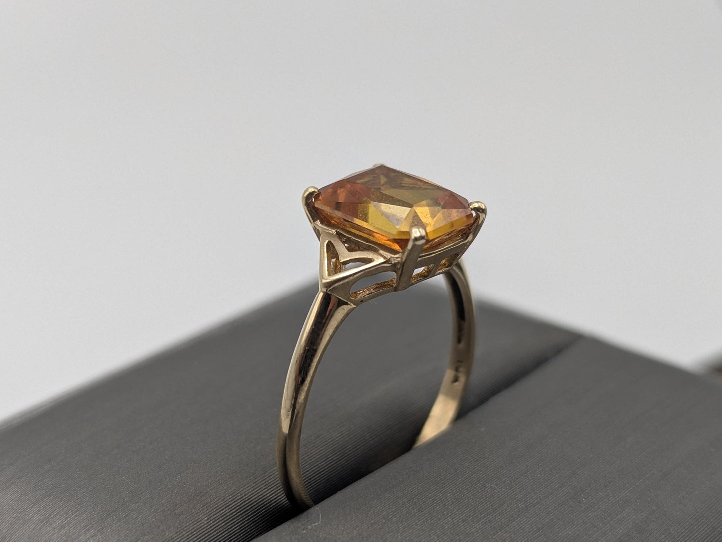 10k Yellow Gold Orange Emerald Cut Sapphire Gold Vintage Ring. Amber Colored Sapphire Band
