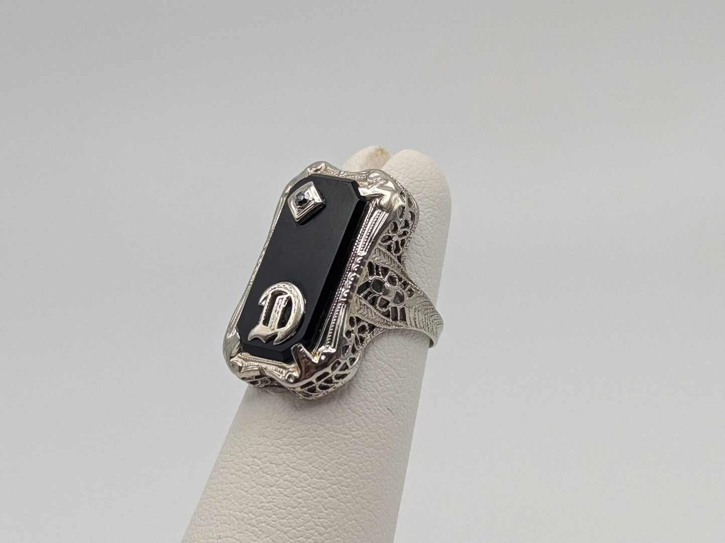 Vintage 10k White Gold Monogram Letter D Black Onyx Diamond Ring Pinky Ring