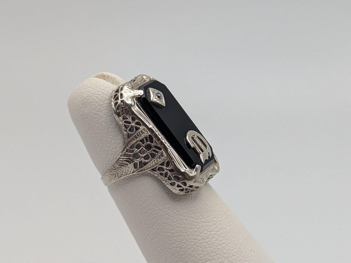 Vintage 10k White Gold Monogram Letter D Black Onyx Diamond Ring Pinky Ring