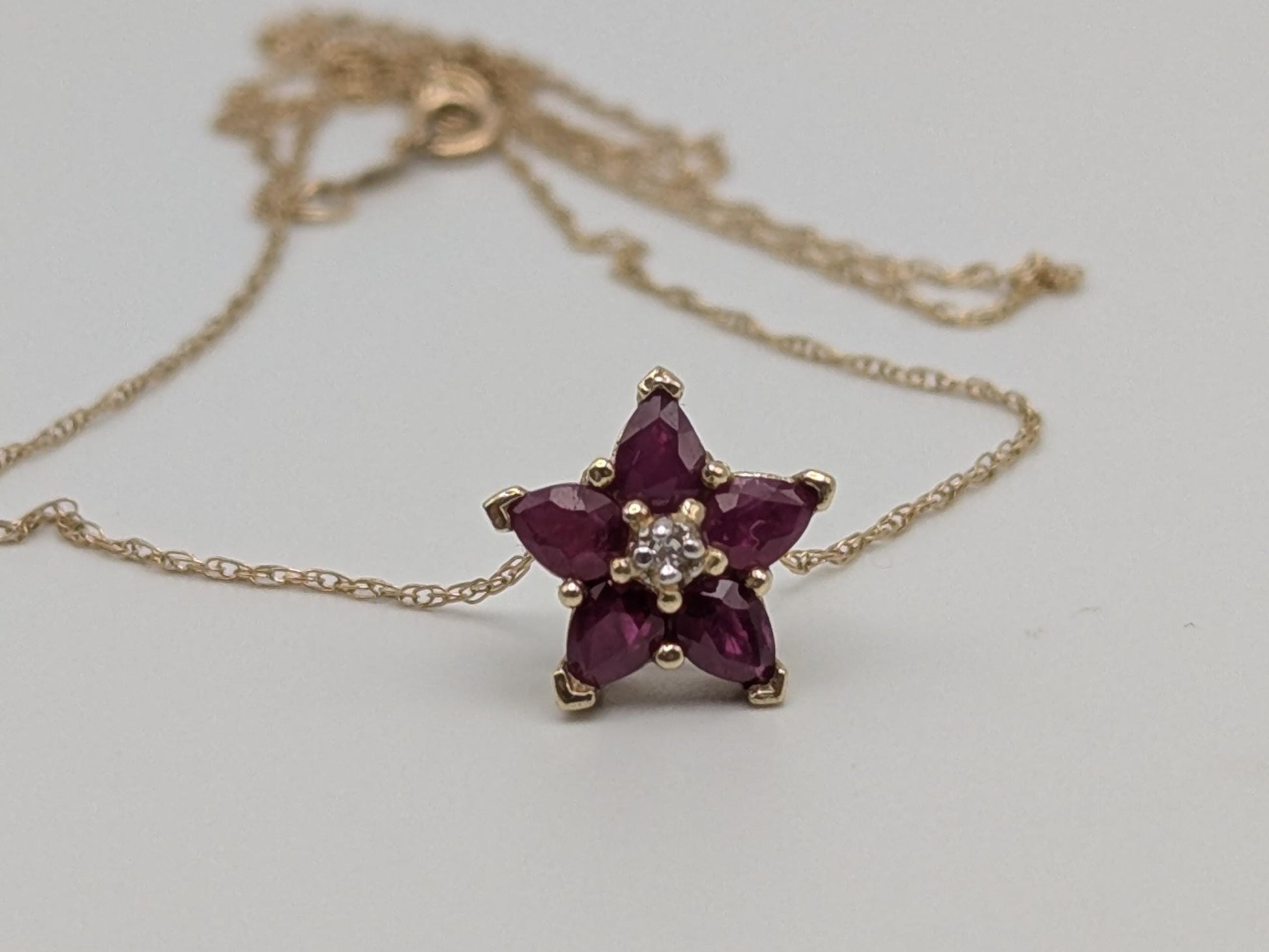 10k Gold Diamond & Ruby Flower Necklace Pendant Yellow Gold Chain