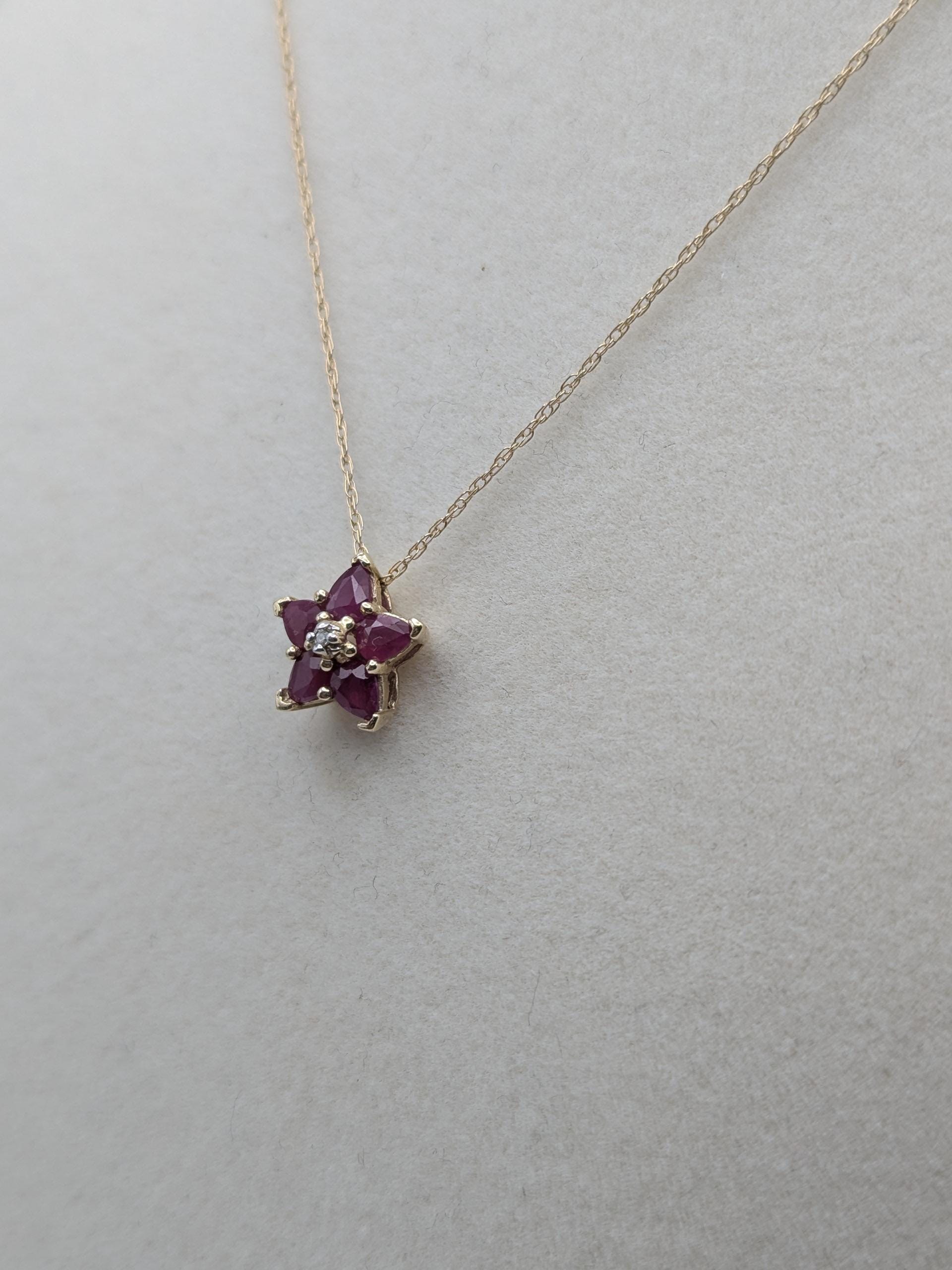10k Gold Diamond & Ruby Flower Necklace Pendant Yellow Gold Chain