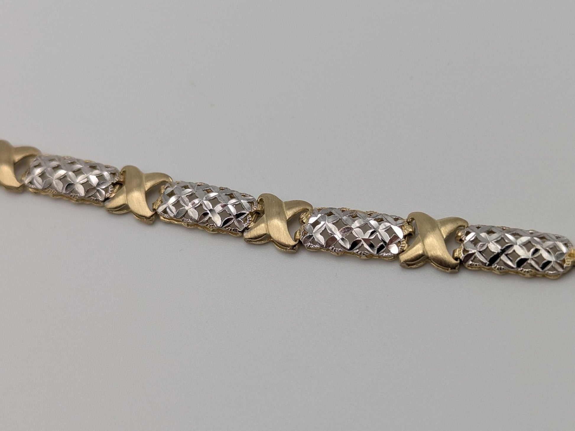 10k Two Tone X Love Bracelet 7" White Yellow Gold Chain X Speciality Two Tone Bracelet