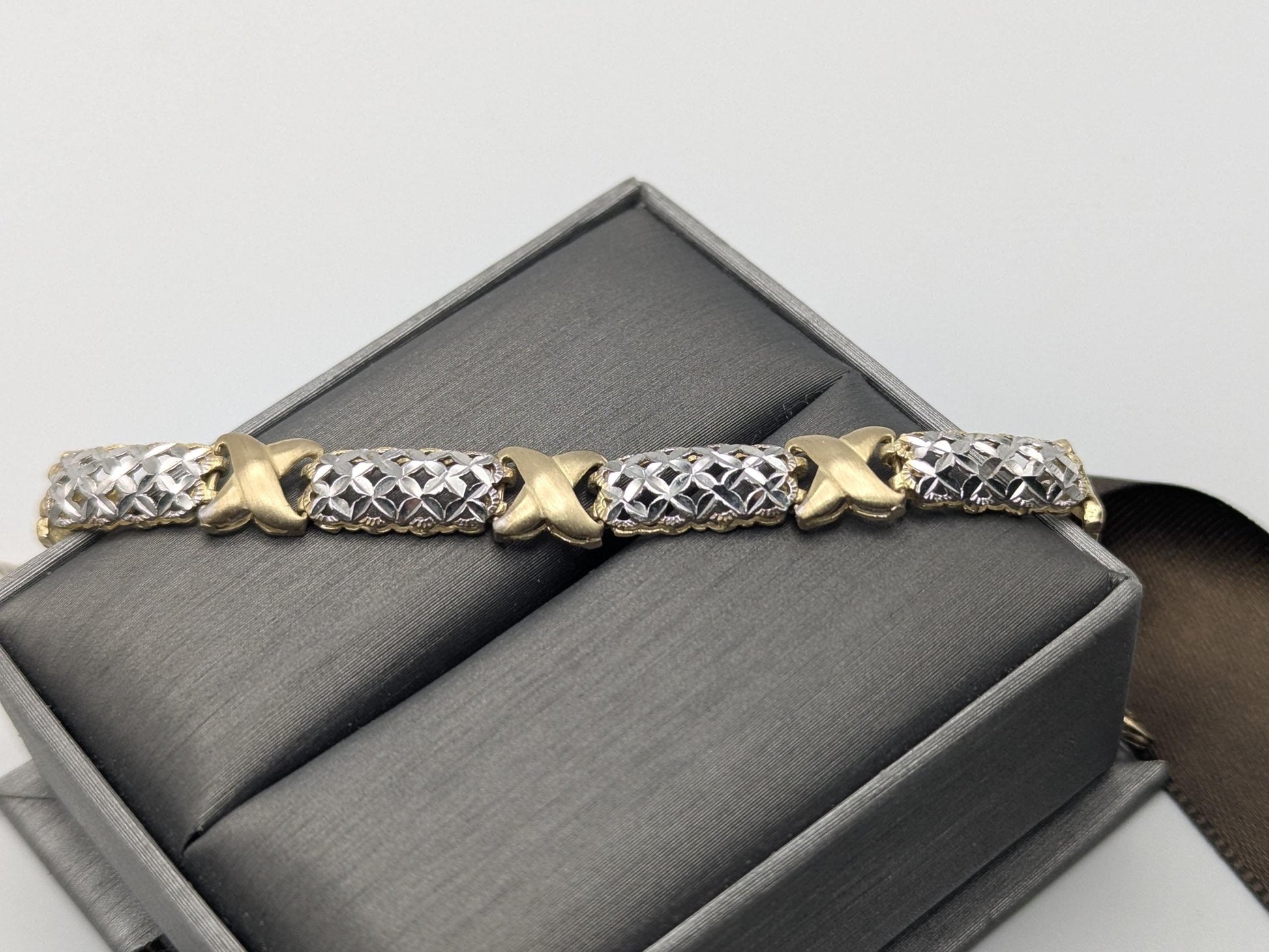10k Two Tone X Love Bracelet 7" White Yellow Gold Chain X Speciality Two Tone Bracelet
