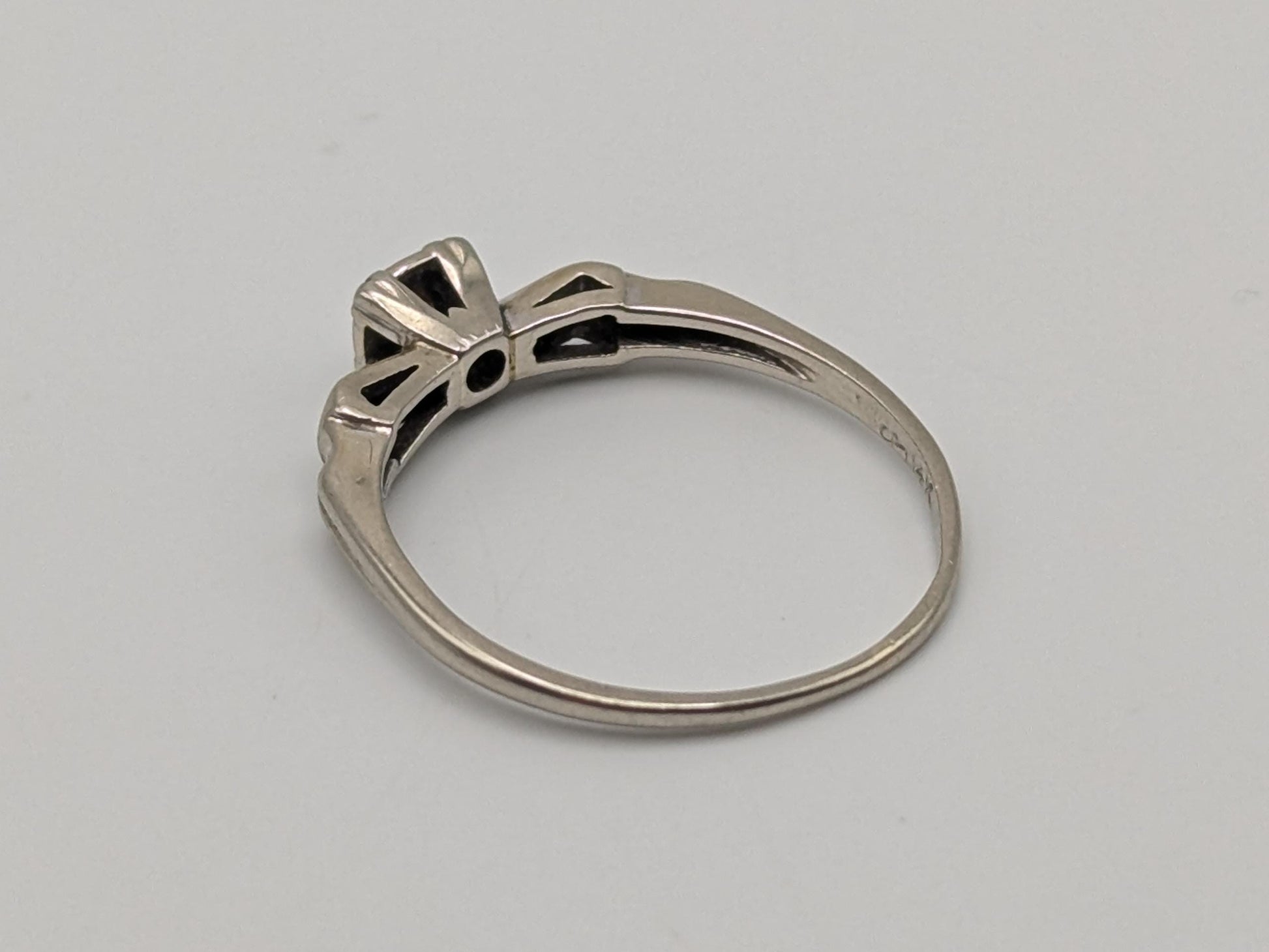 Art Deco 14k White Gold Cathedral Diamond Engagement Wedding Ring