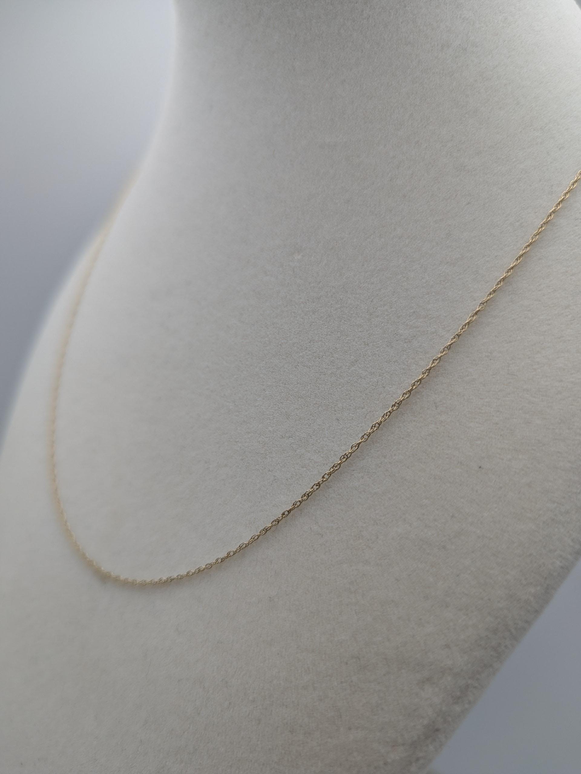 14k Yellow Gold Chain Link Necklace. Dainty Layering Gold Chain.