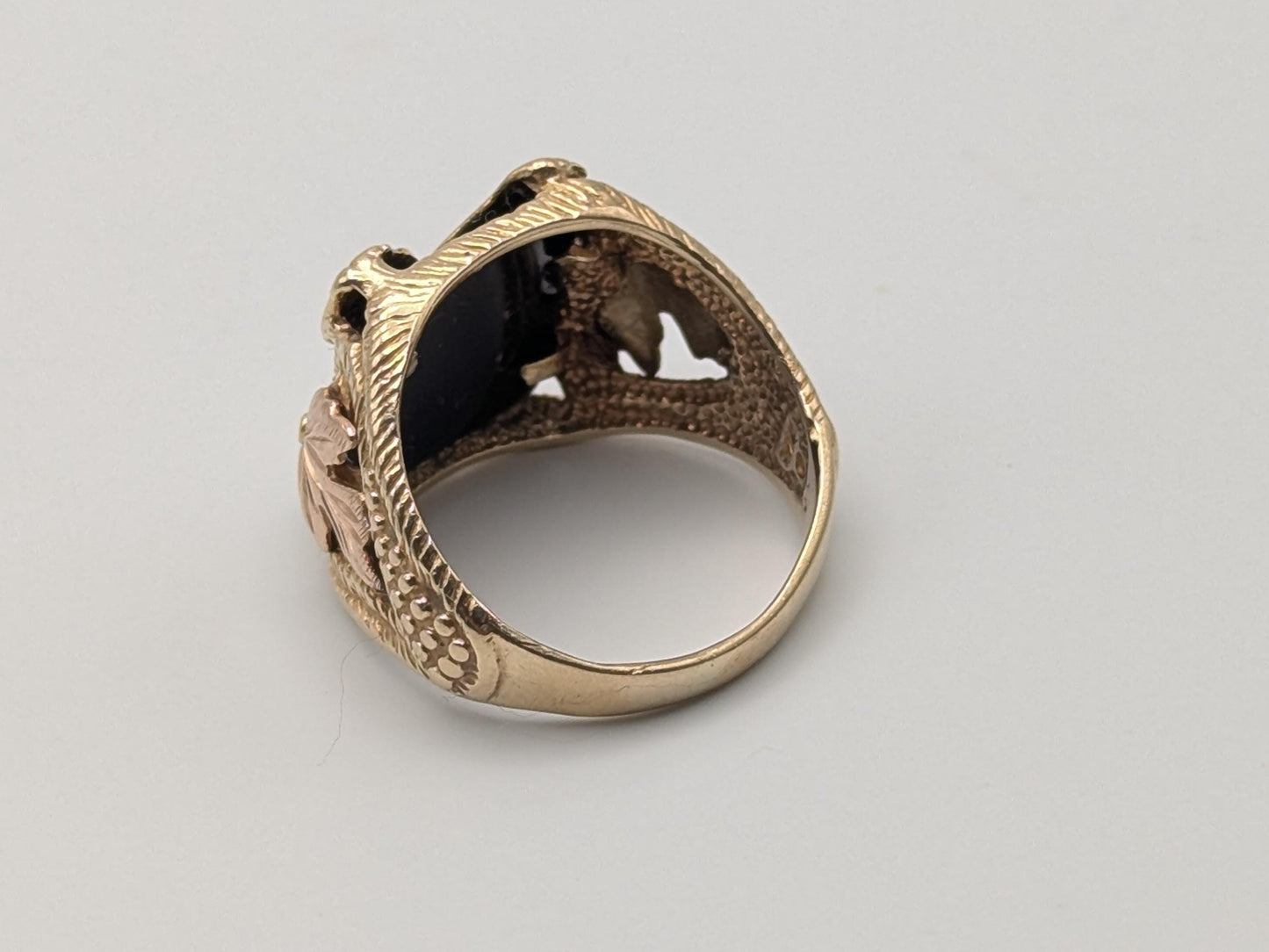 10k 12k Black Hills Gold Heavy 7.1 gr Onyx Gold Flying Eagle Ring Mens Signet Ring