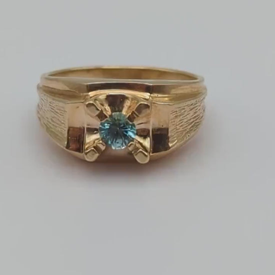 10k Yellow Gold Vintage Swiss Blue Topaz Ring. 10k Yellow Gold Swiss Blue Topaz Solitaire Engagement Band. 10k Wedding Band With Swiss Topaz