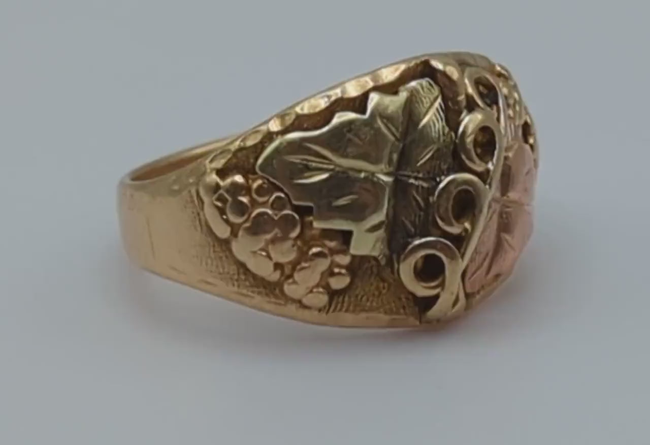 Vintage Very Heavy Black Hills Gold Ring. 10k Multi-tone Gold Black Hills Signet Ring. 10k Black Hill Band. Mens Womens Statement Ring