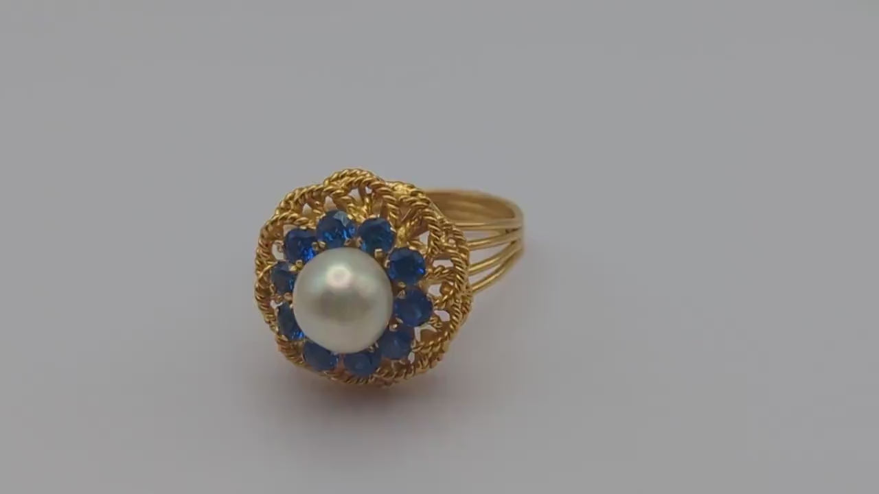 Vintage Blue Spinal 18k Flower Pear Ring. 18k Halo Setting Pearl Flower Ring. Vintage Blue Spinal 18k Flower Band. Pearl Flower Ring 18k