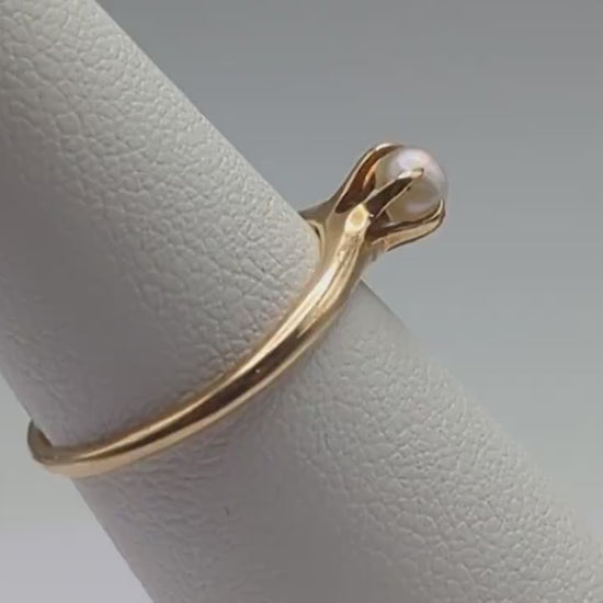 Yellow Gold 14k Vintage Pearl Ring. 14k Yellow Gold Vintage Womens Pearl Ring. 10K Solitaire Pearl Ring. Engagement Pearl Ring.