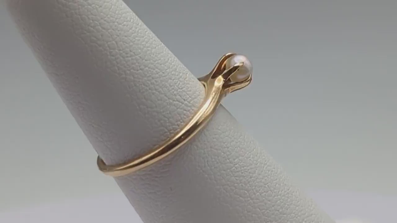 Yellow Gold 14k Vintage Pearl Ring. 14k Yellow Gold Vintage Womens Pearl Ring. 10K Solitaire Pearl Ring. Engagement Pearl Ring.