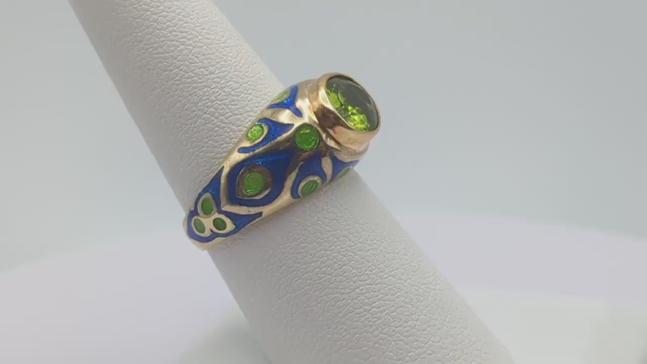 Heavy 7gr 14k Yellow Gold Oval Cut Bezel Set Peridot Ring with Blue and Green Enamel. 14k Half Dome Peridot Ring. Bezel Set Peridot Ring.