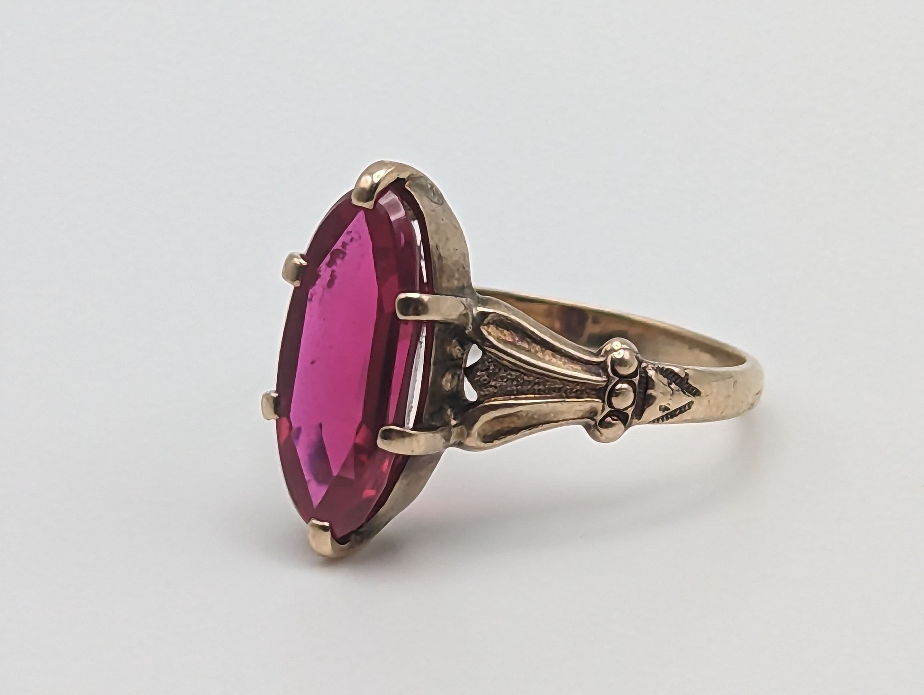1030s Antique 10k Large Ruby Ring. 10k Victorian Marquise Ruby
