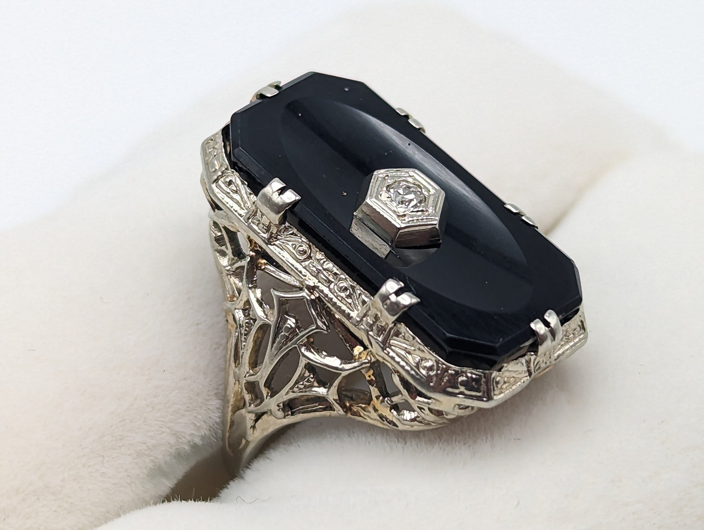 1930s Art Deco 14k White Gold Onyx and Diamond Ring. 14k Filigree White Gold Onyx and Diamond ring. Mourning Victorian Antique ring