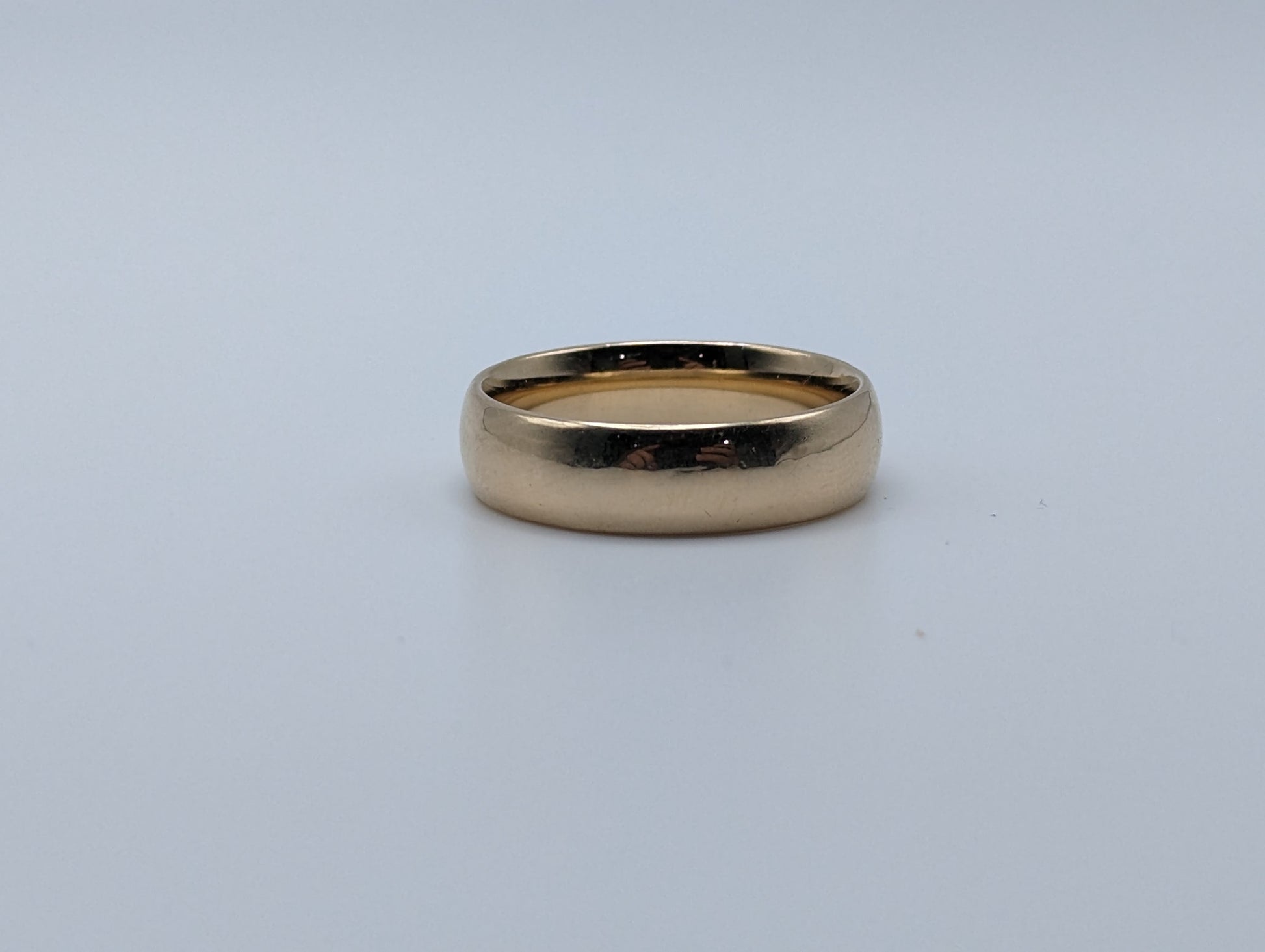 14k Antique Cigar Band. 14k Yellow Gold Wide band. 14k Antique Wide Cigar ring. Large size 12. Heavy 9.6 grams Mens Band 102