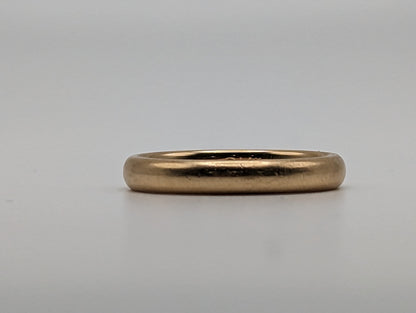 14k Antique 5 grams Yellow Gold Plain Wedding Band. 14k Yellow Gold Engagement . 14k Antique Anniversary Yellow Gold Ring