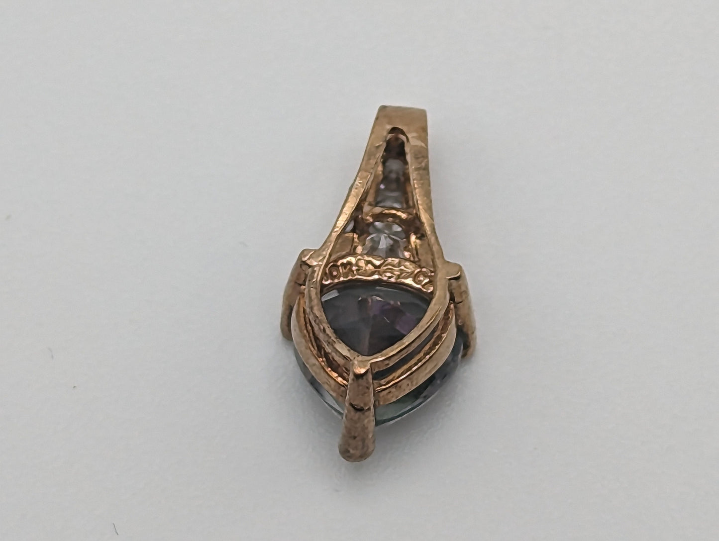 Vintage 10K Yellow Gold Mystic Topaz & CZ Heart Pendant. 10k Mystic Topaz Pendant. 10k Heart Topaz Pendant. 10k Womens Vintage Topaz Pendant