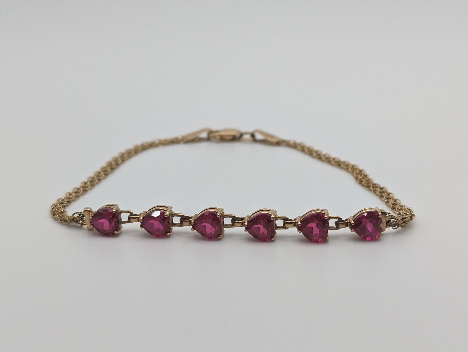 10k Yellow Gold 6 Ruby Heart Bracelet. Womens Ruby Heart Bracelet. 10k Womens 6 Heart Yellow Gold Bracelet. 10k Ruby Heart Bracelet.