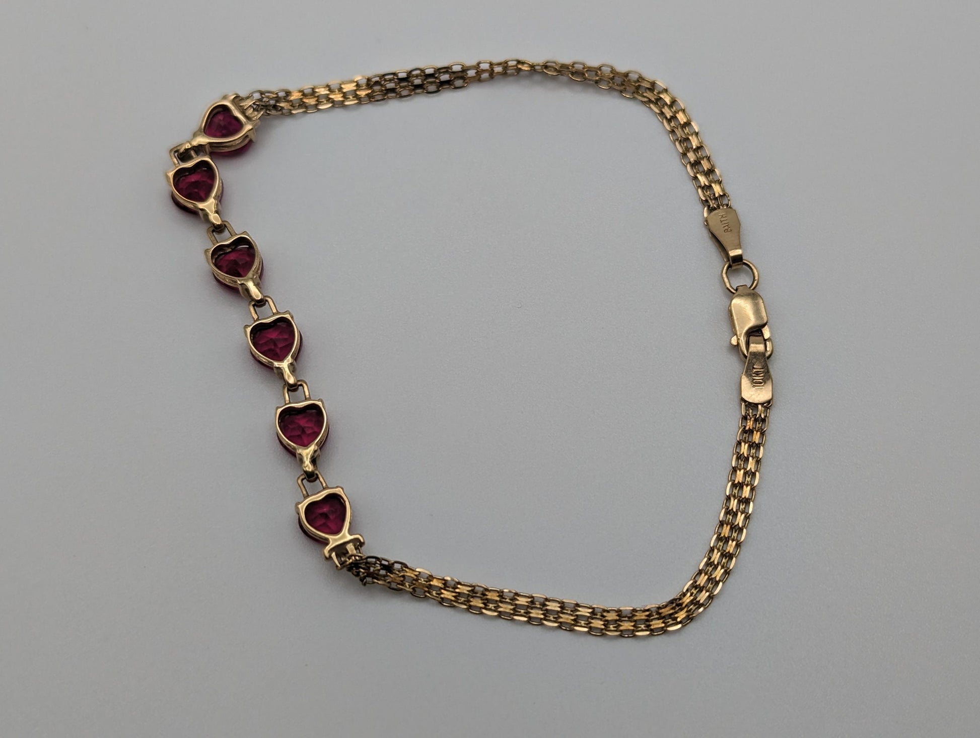 10k Yellow Gold 6 Ruby Heart Bracelet. Womens Ruby Heart Bracelet. 10k Womens 6 Heart Yellow Gold Bracelet. 10k Ruby Heart Bracelet.