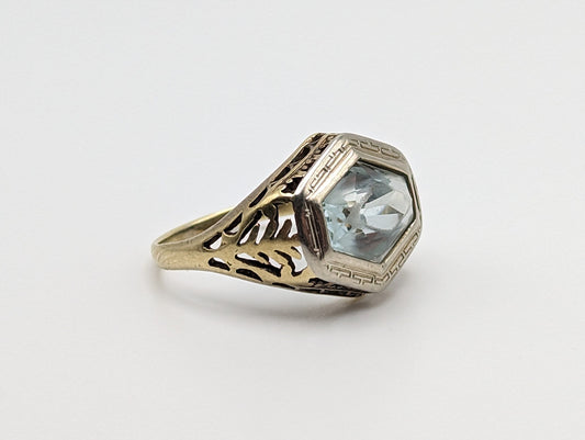 Antique 1900s 14k Yellow Gold Aquamarine Filigree Ring. Aquamarine Ring. Vintage 14k Yellow Gold Filigree Aquamarine Ring.