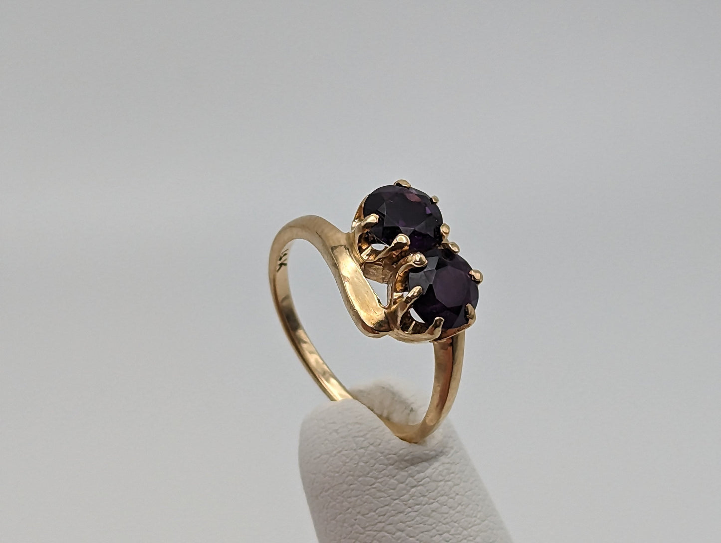 Vintage 14k Dual Amethyst Ring. Amethyst 14k Womens Engagement Ring. Dual Amethyst Promise Ring, Amethyst Statement Ring, Wedding Band