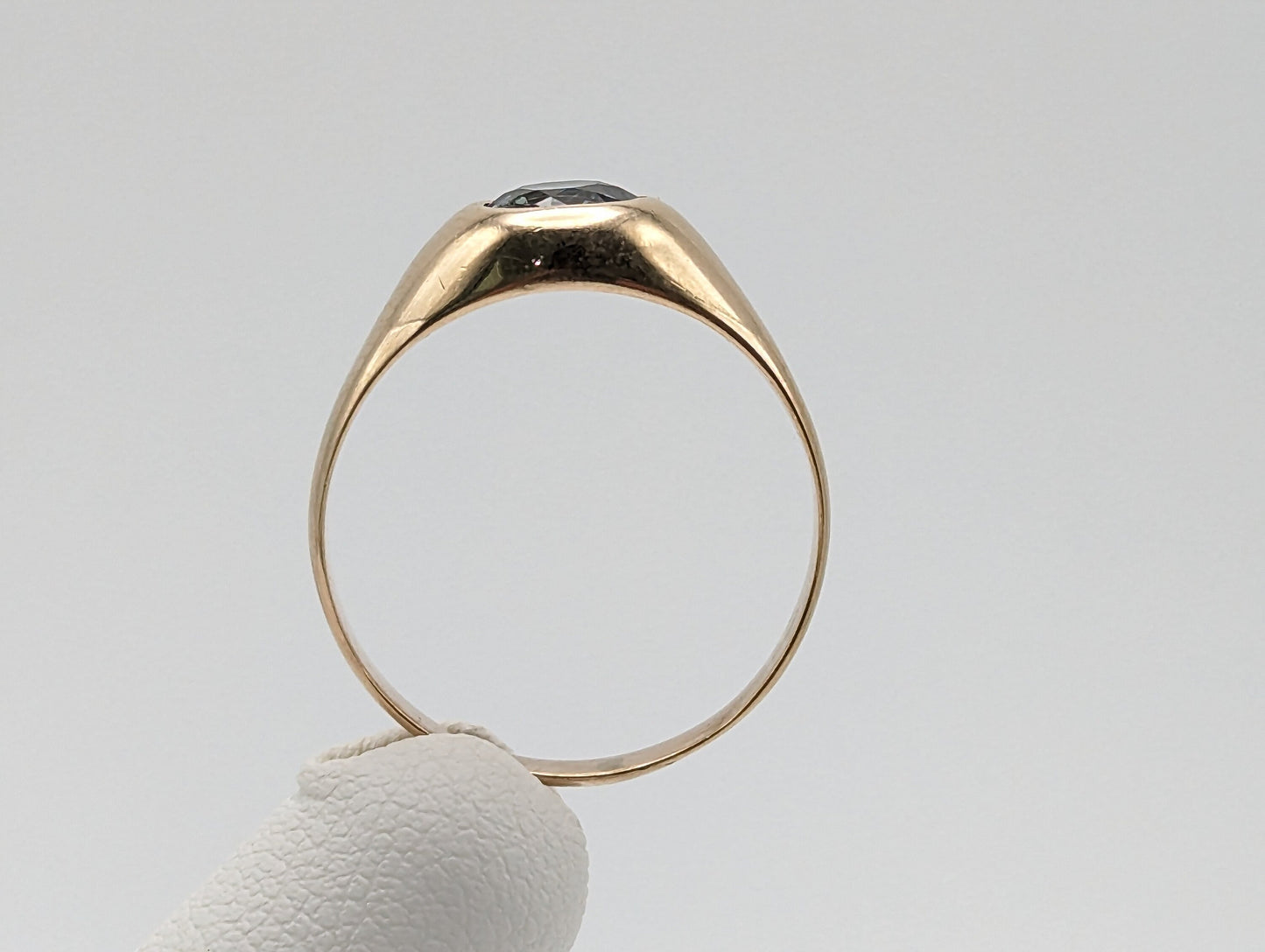 Vintage Heavy 5.8gr 10k Topaz Pinky Ring. Bezel Set Topaz Ring. 10k Yellow Gold Topaz Ring. Mens Pinky 10k Vintage Ring Topaz Statement Ring