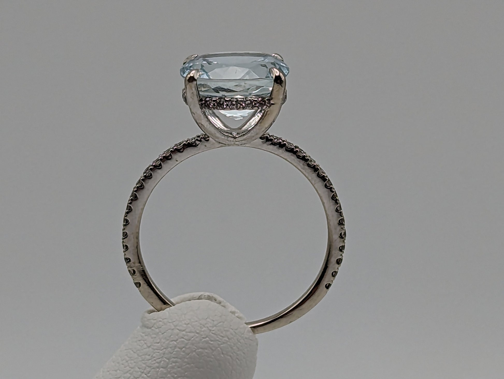 14k White Gold Solitaire Aquamarine Diamonds Ring. Aquamarine Diamond Ring. Solitaire Aquamarine Diamond Wedding Band Engagement Ring