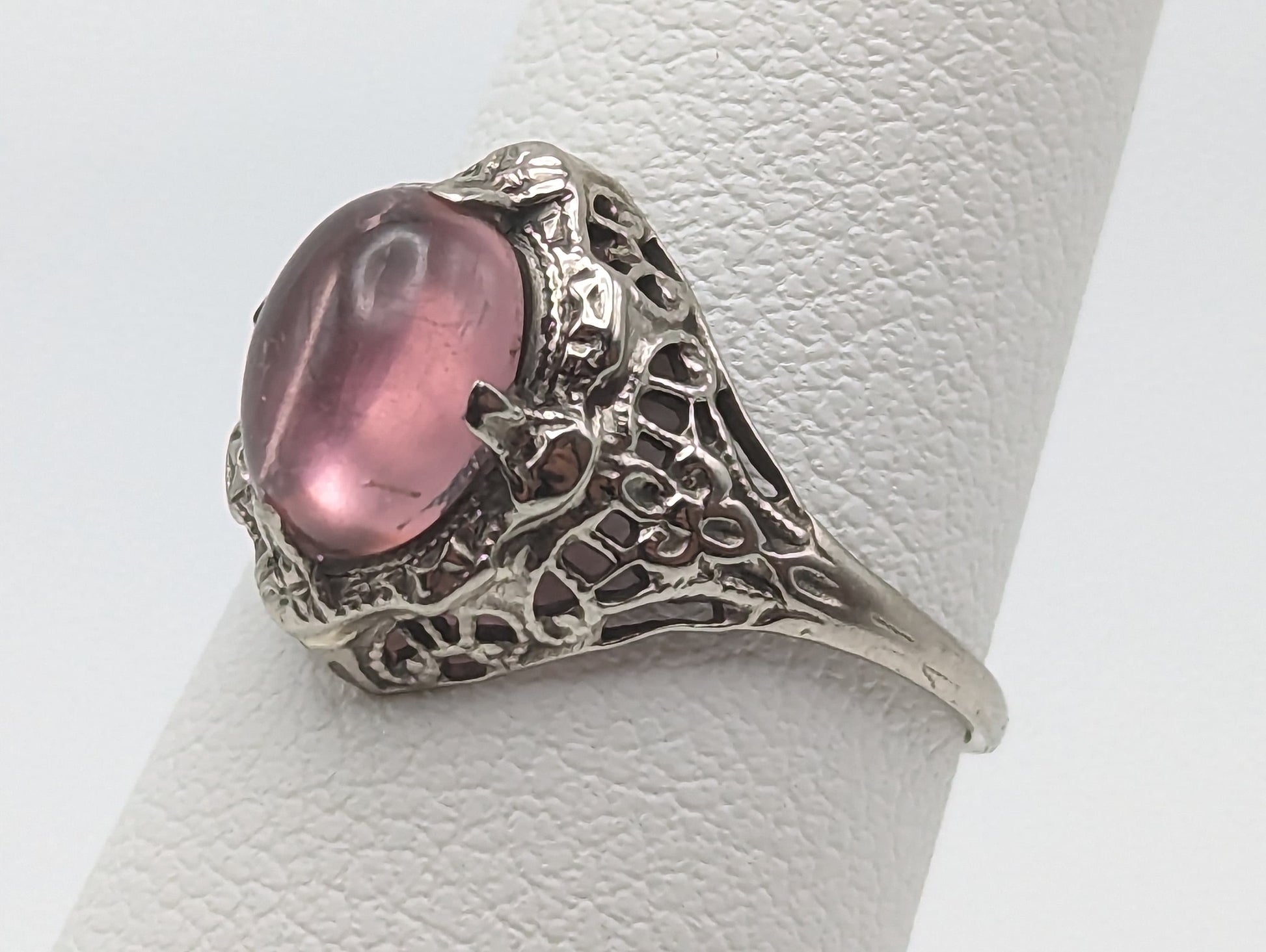 10k White Gold Womens OVAL Cabochon Tourmaline Ring. 10k Pink Tourmaline Filigree Ring. Tourmaline Art Deco Ring. 10k Pink Stone Pinky Ring