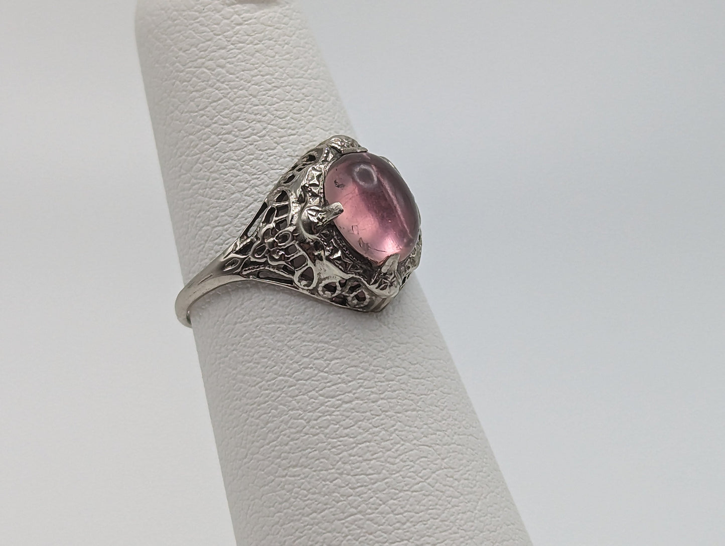 10k White Gold Womens OVAL Cabochon Tourmaline Ring. 10k Pink Tourmaline Filigree Ring. Tourmaline Art Deco Ring. 10k Pink Stone Pinky Ring