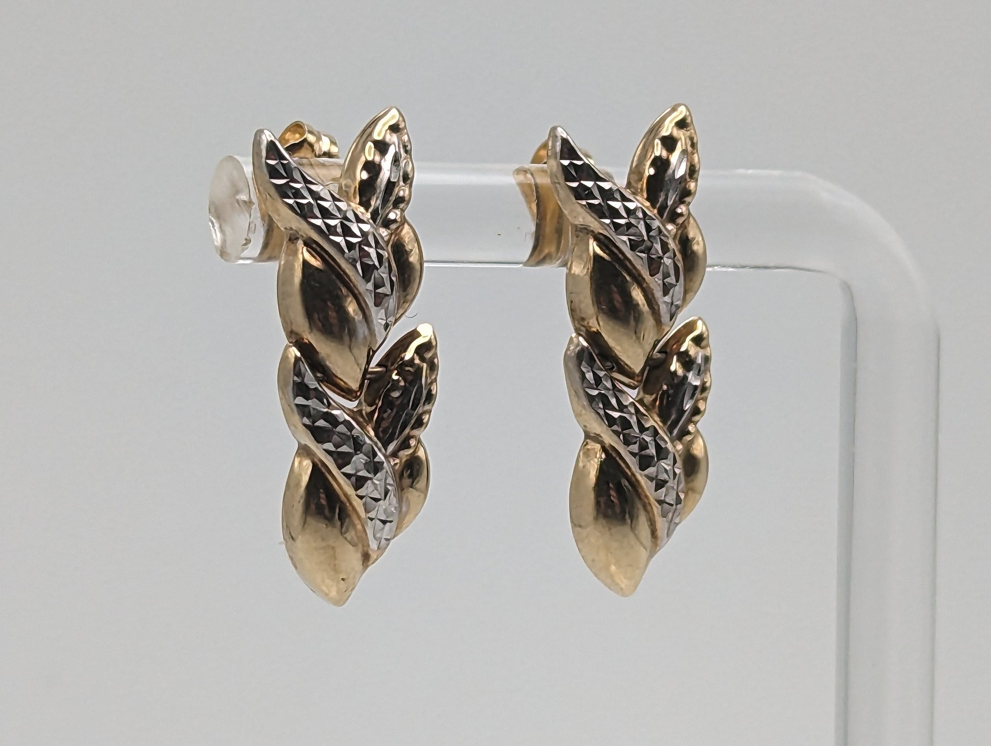 Large Vintage 10k White & Yellow Gold Wheat Stem Drop Earrings. 10k Solid Multi Color Gold Wheat Dangle Earrings 10k Wheat Stem Earrings