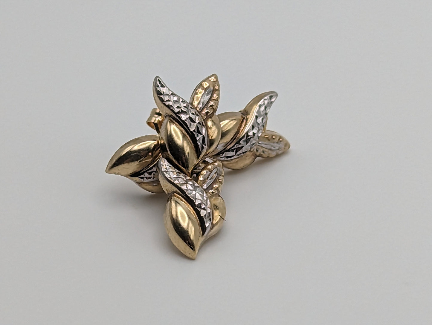 Large Vintage 10k White & Yellow Gold Wheat Stem Drop Earrings. 10k Solid Multi Color Gold Wheat Dangle Earrings 10k Wheat Stem Earrings