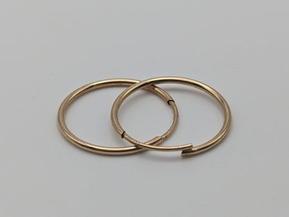 Vintage 14k Yellow Gold Plain Hoop Earrings Endless Hoop Earring with Gap