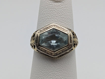 Antique 1900s 14k Yellow Gold Aquamarine Filigree Ring. Aquamarine Ring. Vintage 14k Yellow Gold Filigree Aquamarine Ring.