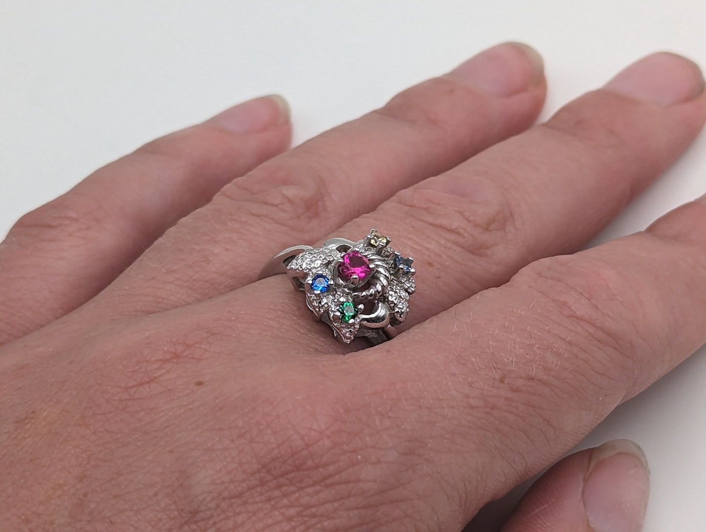 10k White Gold Vintage Mothers Ring. 10k White Gold Multi-Gem Cluster Band. 10k Gemstone Cluster Flower Ring.