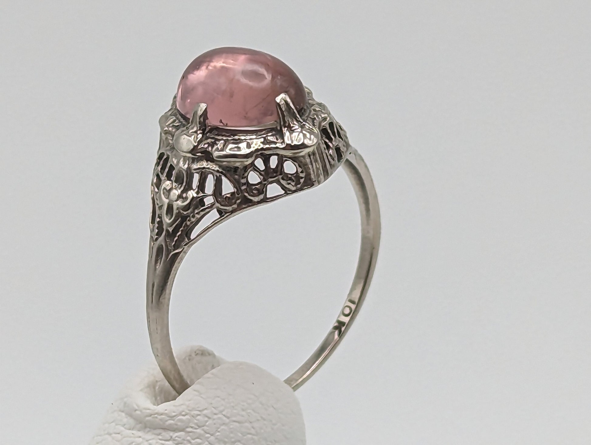 10k White Gold Womens OVAL Cabochon Tourmaline Ring. 10k Pink Tourmaline Filigree Ring. Tourmaline Art Deco Ring. 10k Pink Stone Pinky Ring