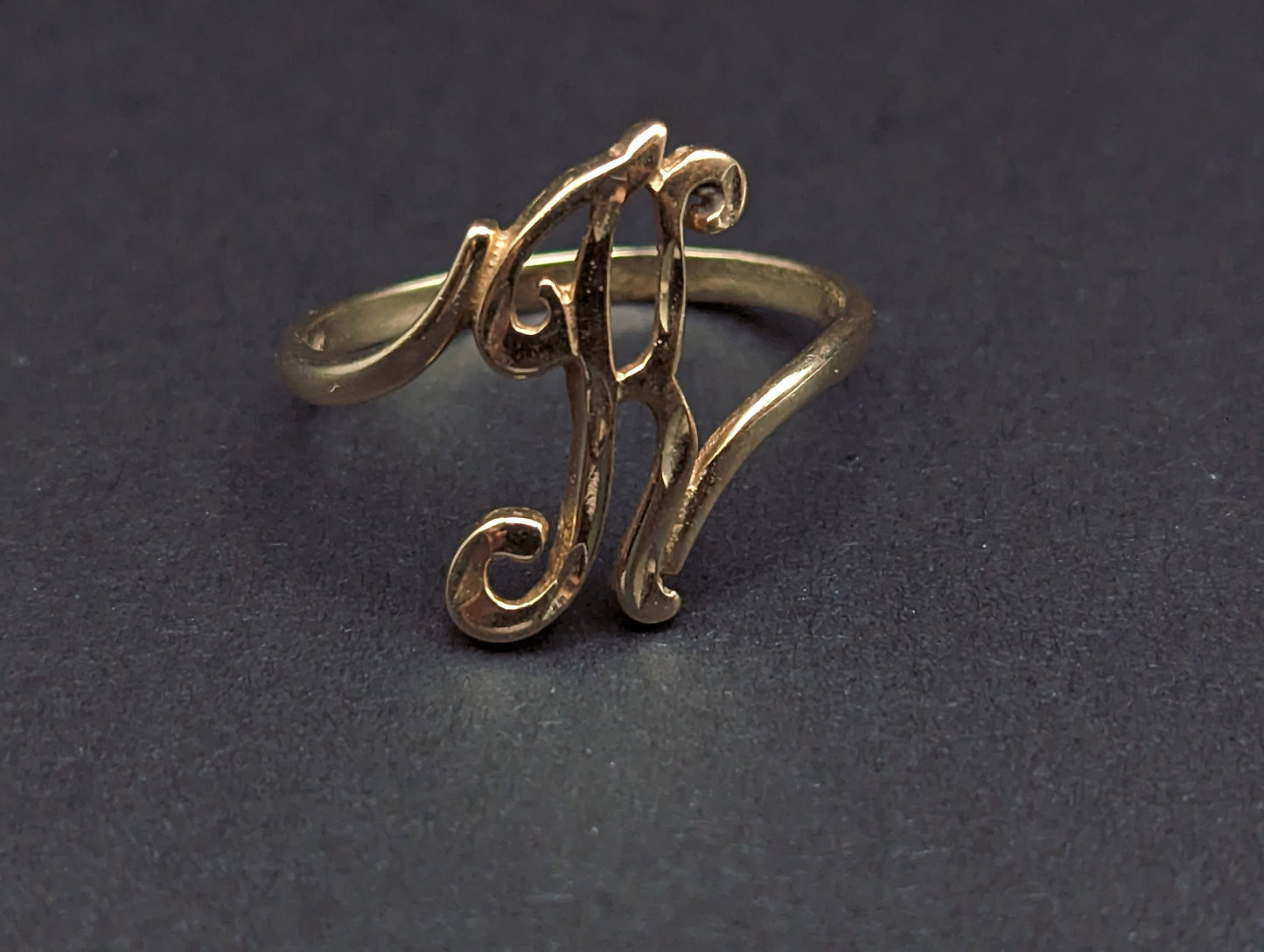 10k Solid Yellow Gold Initial K Letter Ring. 10k Cursive K Intial Ring. 10k Yellow Gold K Ring.