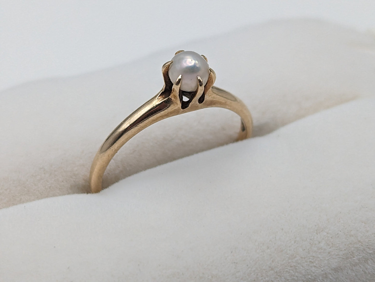 Yellow Gold 14k Vintage Pearl Ring. 14k Yellow Gold Vintage Womens Pearl Ring. 10K Solitaire Pearl Ring. Engagement Pearl Ring.