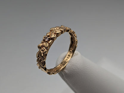 Yellow Gold 14k Nugget Style Diamond Band. 14k Gold Diamond Engagement Ring. Nugget Gold Diamond Ring.