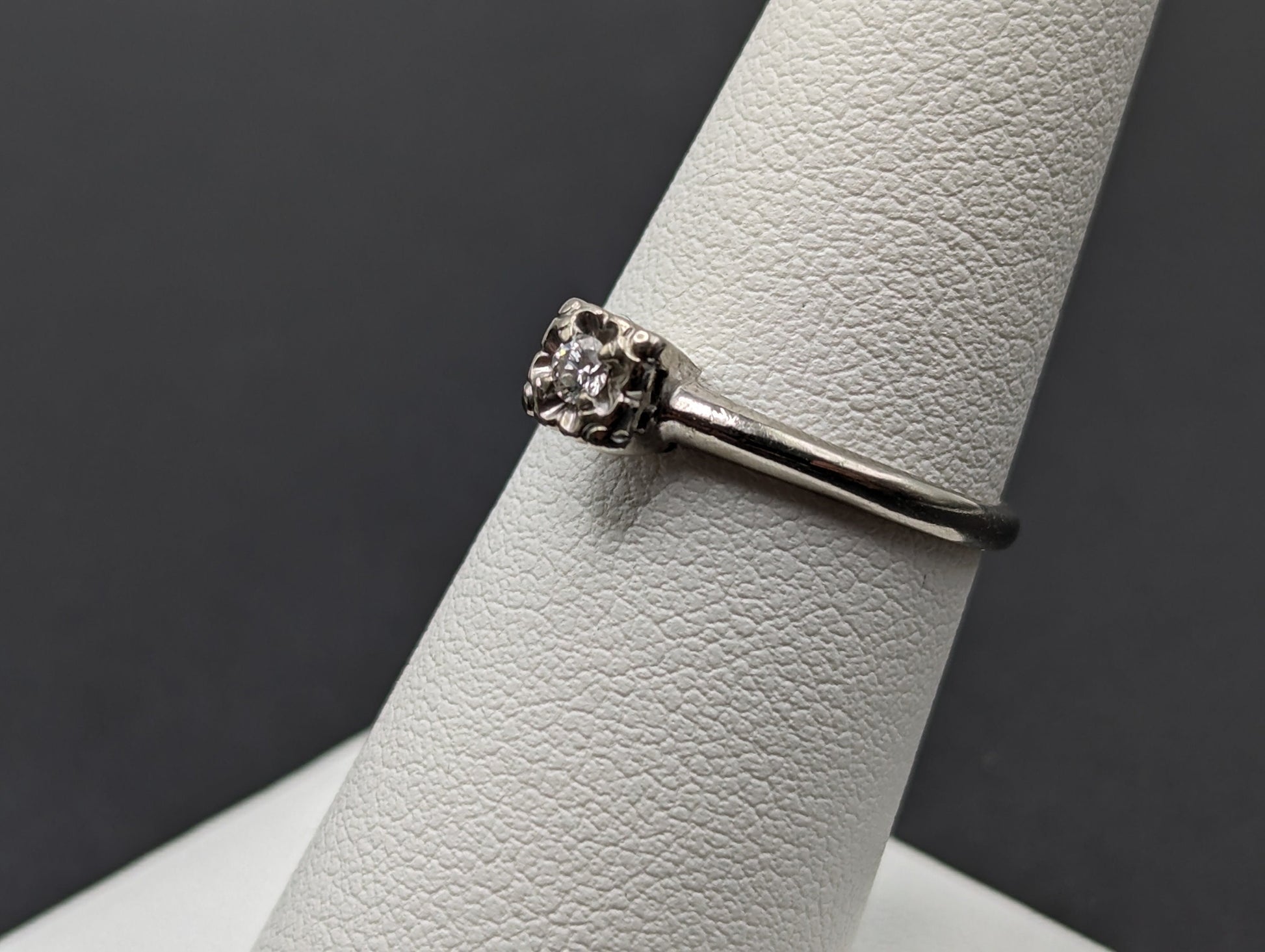 Antique Art Deco 14k White Gold Cathedral Setting Diamond Solitaire Ring. 14k White Gold Diamond Engagement Ring.