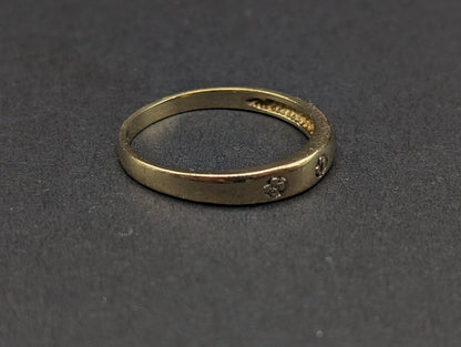 Antique 10k Yellow Gold 3 Diamond Anniversary Band. 10k Yellow Gold Wedding Ring. 10k Womens Yellow Gold Anniversary Band.
