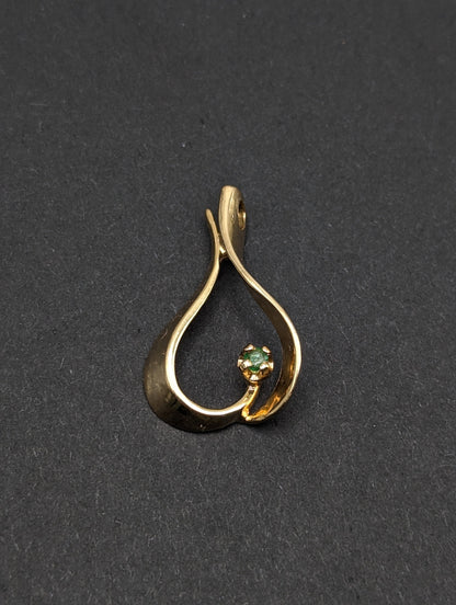 14k Yellow Gold Twist Heart Pendant. 14k Heart with Emerald Pendant. 14k Yellow Gold Vintage Heart Pendant