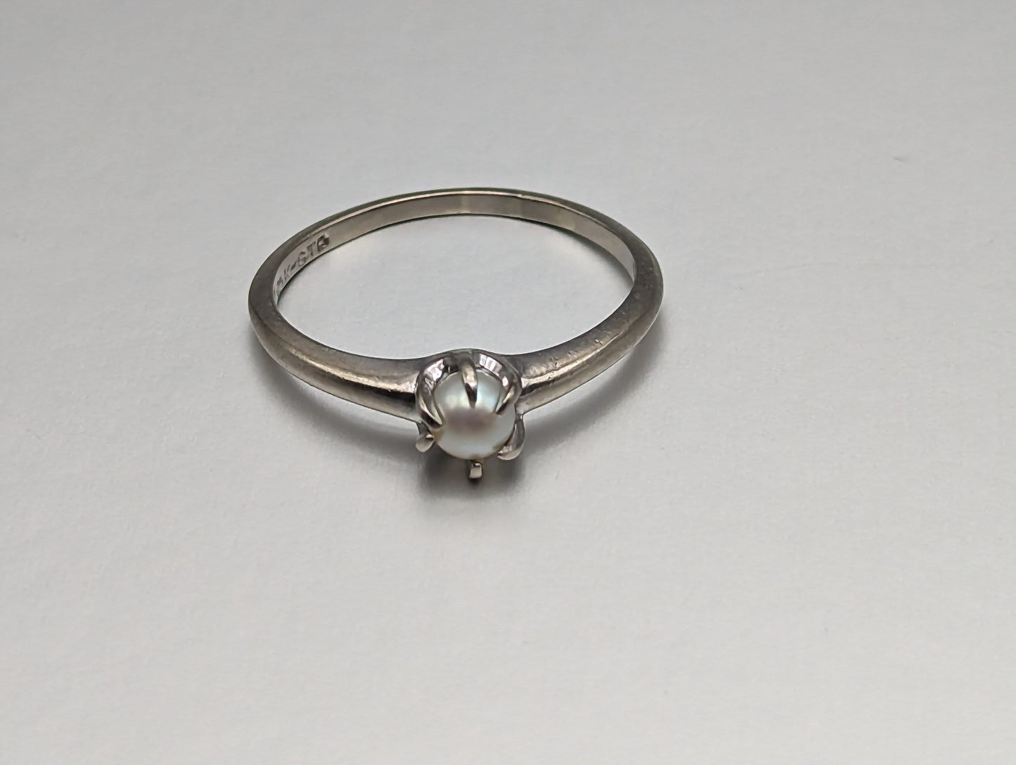 White Gold 10k Pearl Ring. 10k White Gold Womens Pearl Ring. 10K Solitaire Pearl Ring. Engagement Pearl Ring.