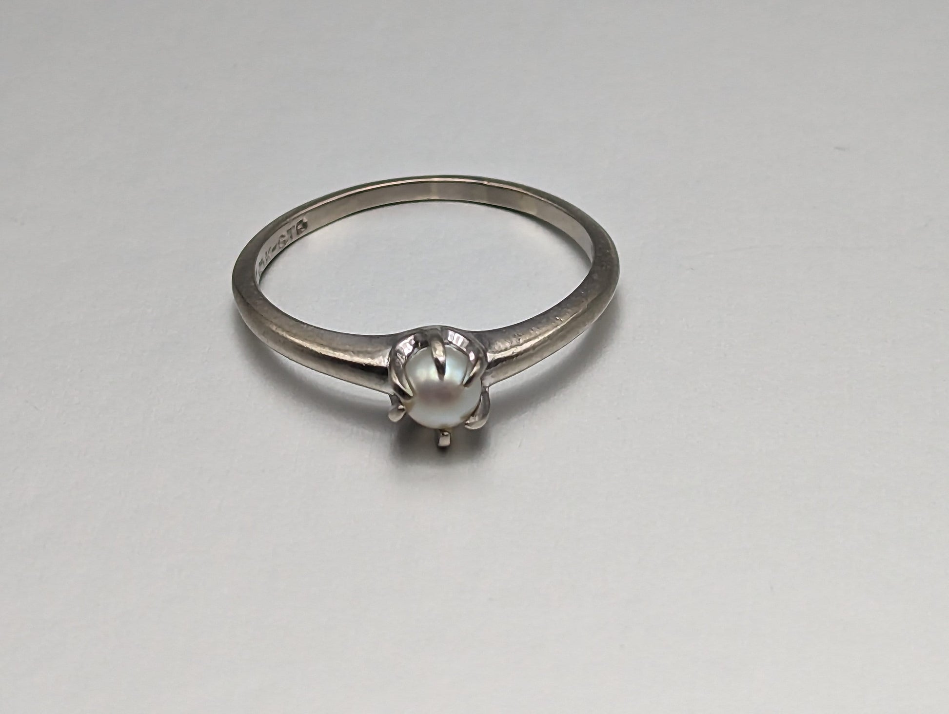 White Gold 10k Pearl Ring. 10k White Gold Womens Pearl Ring. 10K Solitaire Pearl Ring. Engagement Pearl Ring.