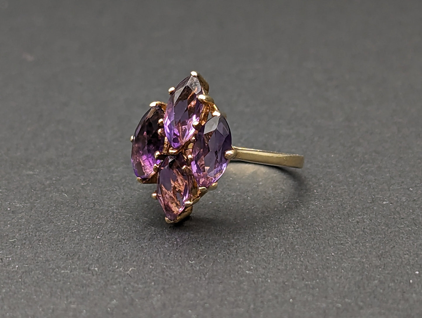 Vintage 14k Large 2ct Cluster Amethyst Ring. Amethyst 14k Womens Engagement Ring. Amethyst Promise Ring Amethyst Statement Ring Wedding Band