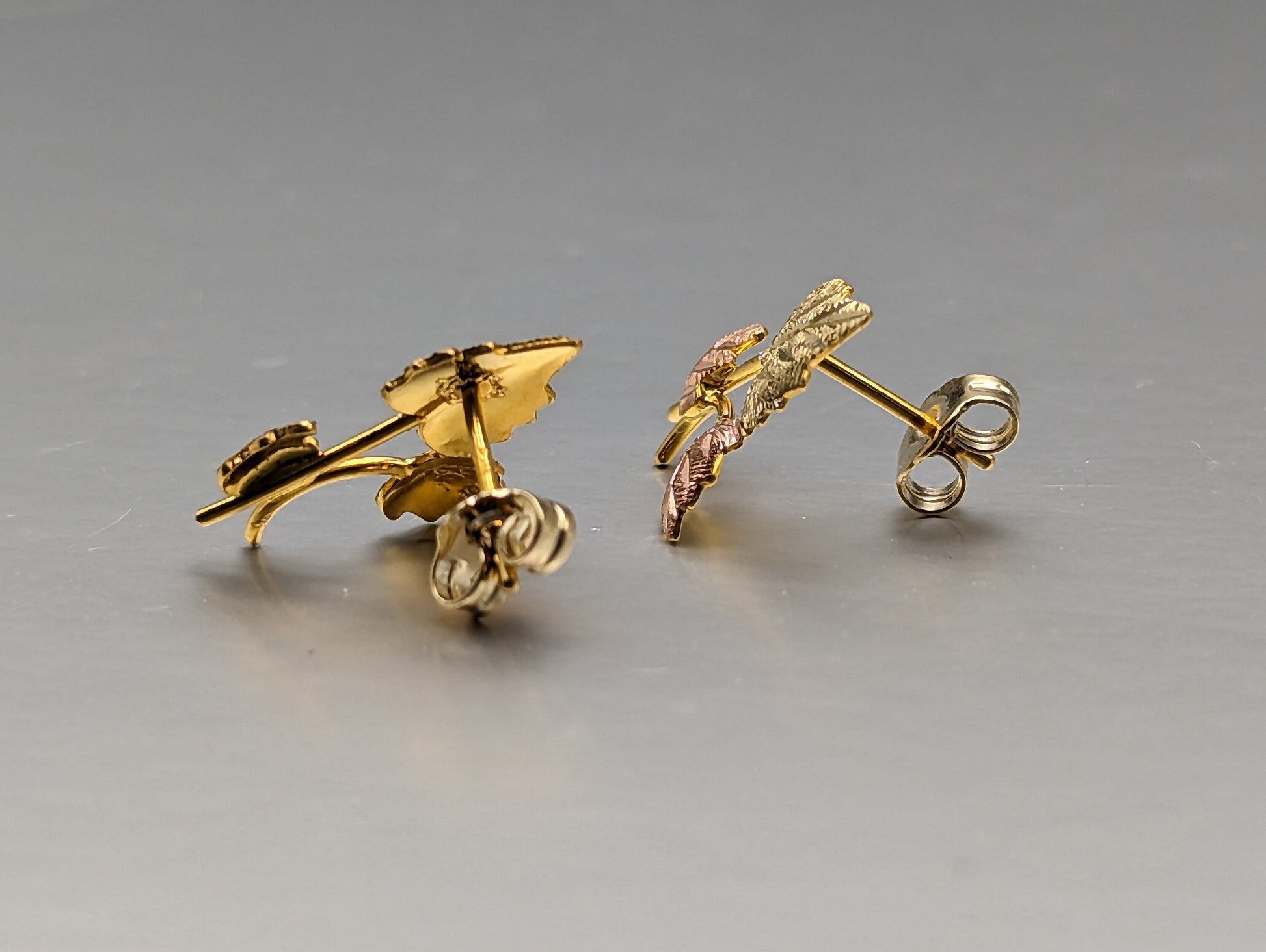 Large Landstroms Black Hills Gold Traditional 14k Gold Vine Earrings Post Design 14k Rose Gold Black Hills Gold Trio Gold Vine Leaf Earrings